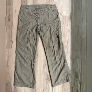 The North Face women’s hiking pants - casual - button up / roll up for a crop